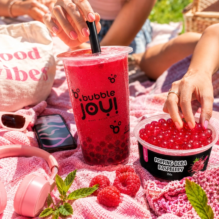 bubblejoy-popping-boba-raspberry-350g-lifestyle-picnic.jpg.png